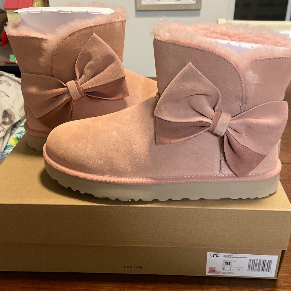 Classic mini ugg boot
